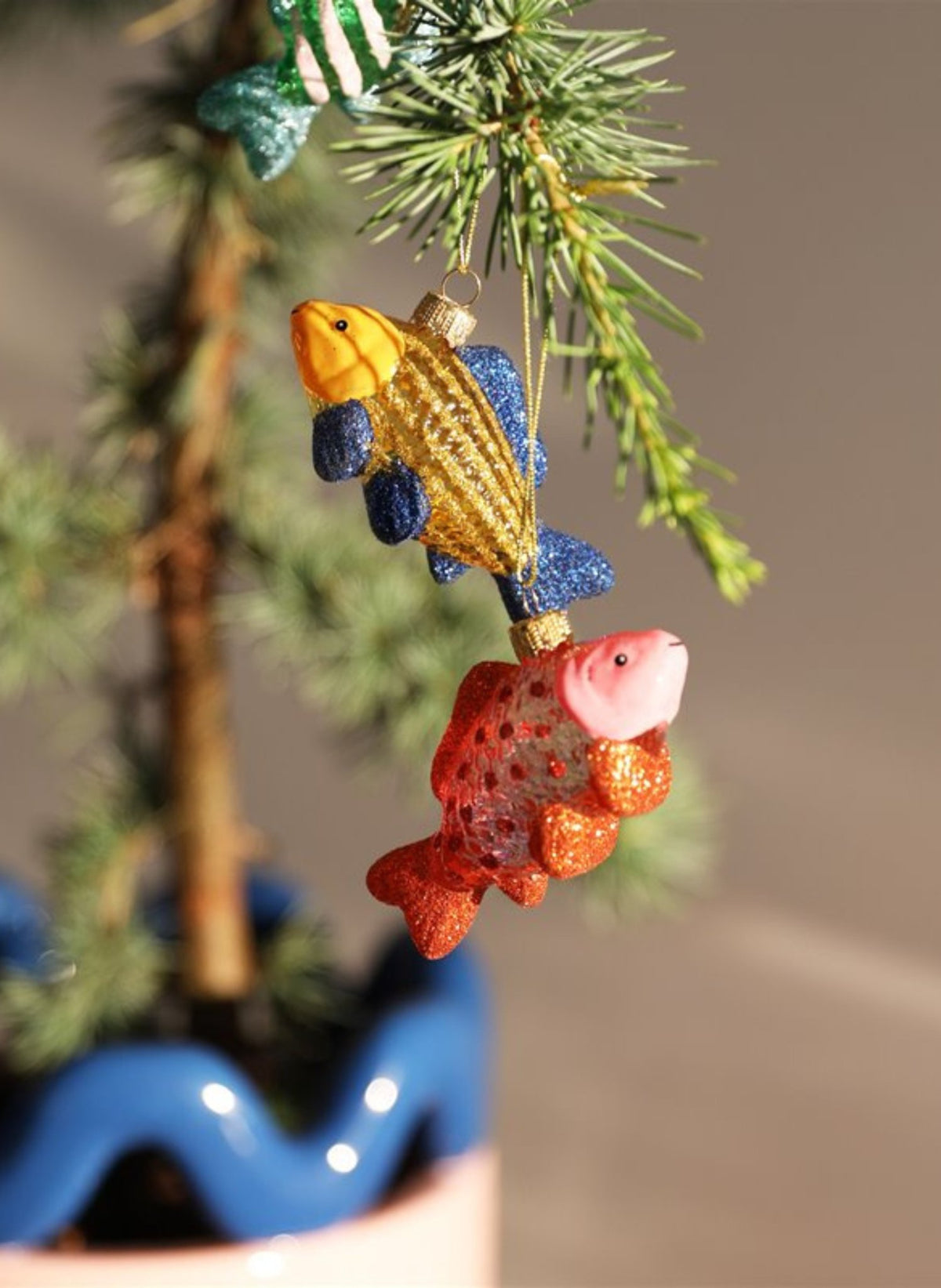 &k amsterdam Weihnachtskugel Guppy Grün - hei - kju