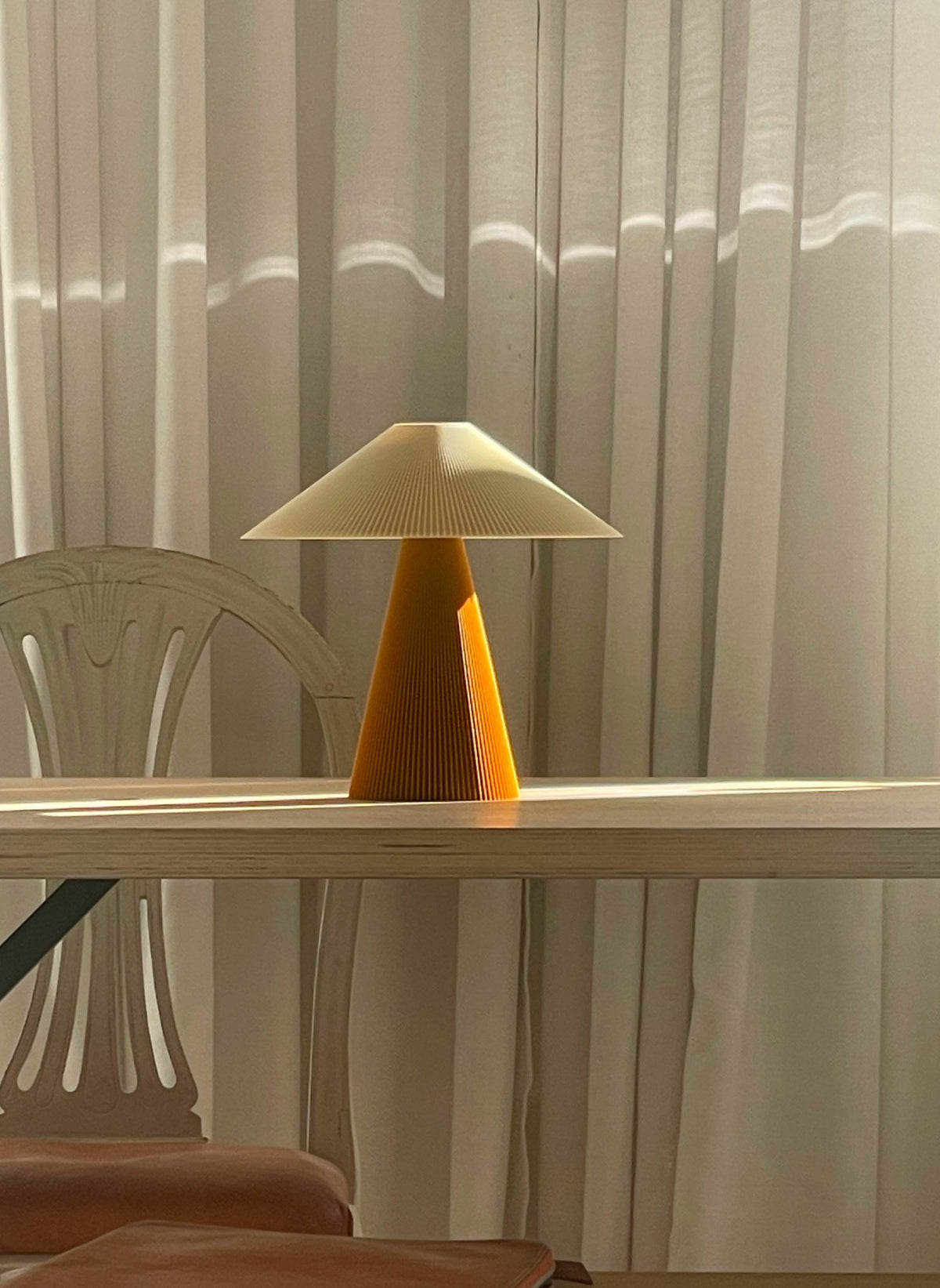 MANU Tischlampe Mustard / Eggshell - hei - kju