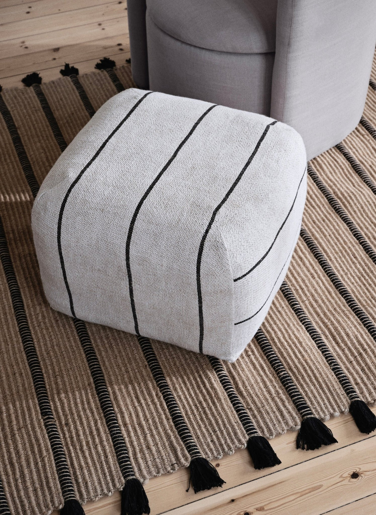Broste Copenhagen Pouf Sigrid - hei - kju